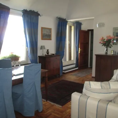 La Terrazza Sul Porto Bed & Breakfast